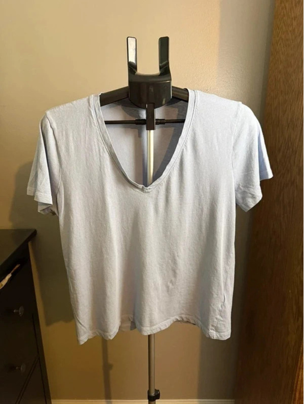 Madewell Size L Light Blue V-Neck Short Sleeve T-Shirt